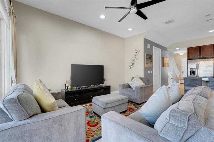 Image No.7-4 Bed Townhouse for sale