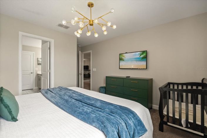 Image No.28-9 Bed House for sale