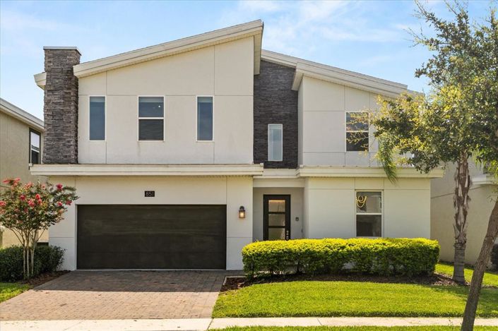 Image No.58-9 Bed Property for sale