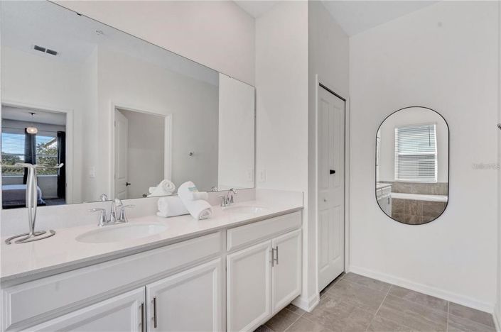 Image No.23-3 Bed Apartment for sale