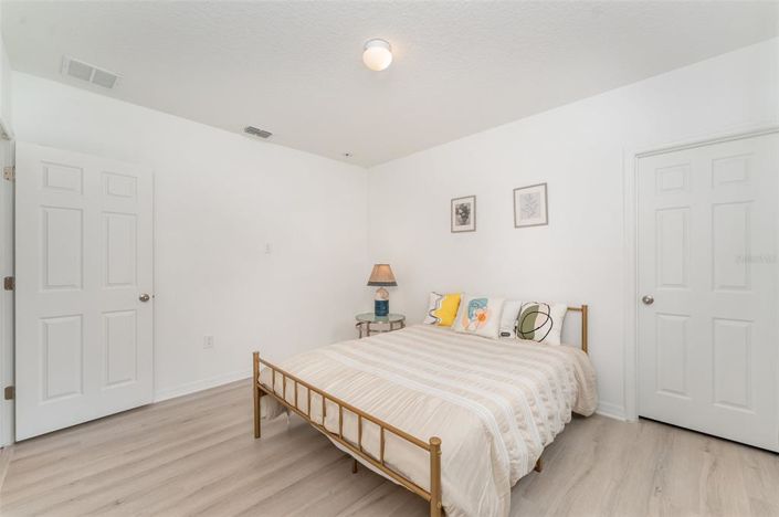 Image No.25-4 Bed Property for sale