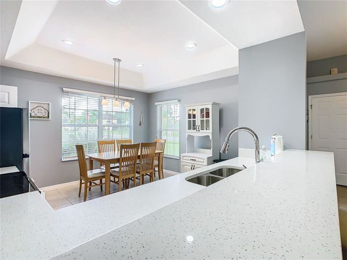 Image No.10-3 Bed Property for sale