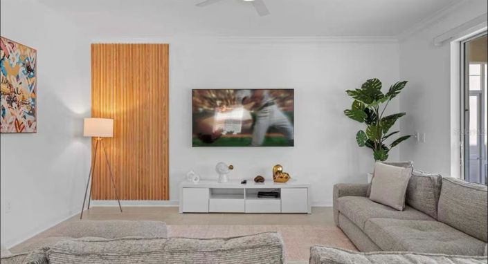 Image No.12-6 Bed House for sale