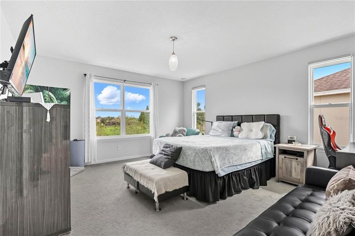 Image No.17-3 Bed House for sale