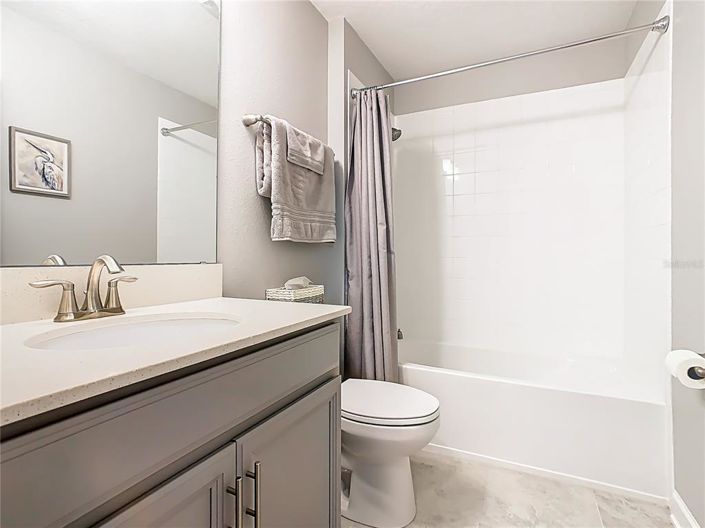 Image No.36-6 Bed House for sale