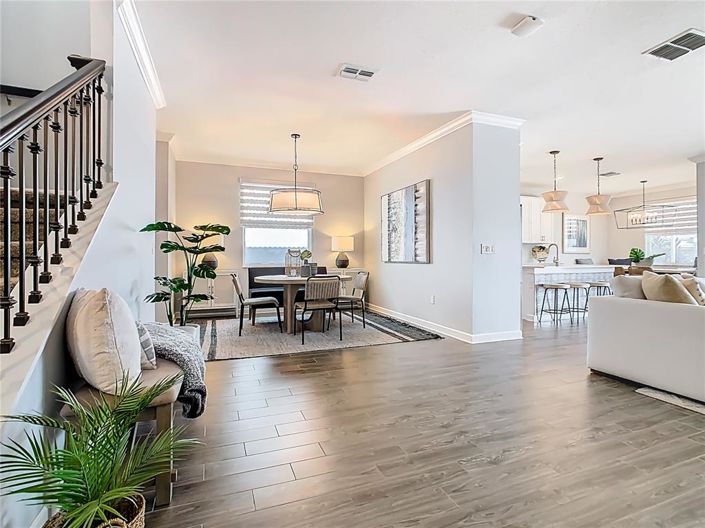 Image No.6-6 Bed House for sale