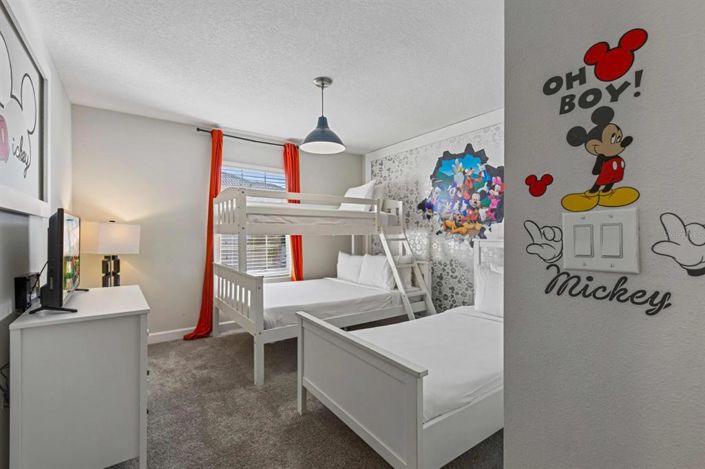 Image No.16-4 Bed Townhouse for sale