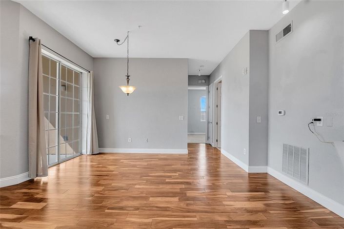 Image No.6-Appartement de 3 chambres à vendre à Saint John