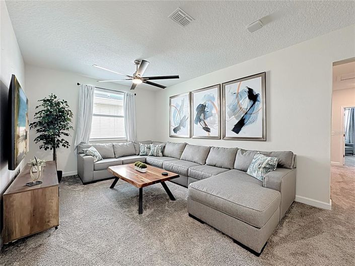 Image No.21-6 Bed Property for sale