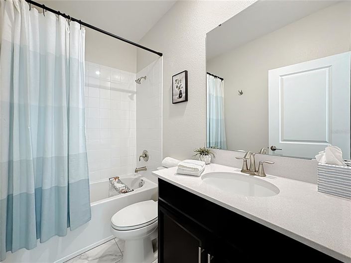 Image No.24-6 Bed House for sale