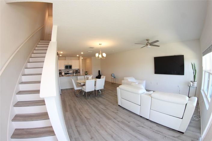 Image No.10-3 Bed Townhouse for sale