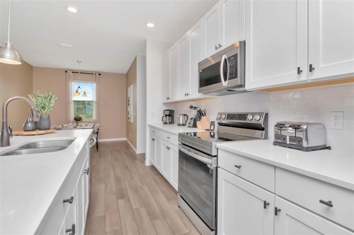 Image No.26-4 Bed House for sale