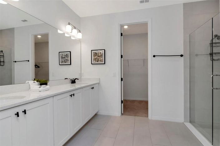 Image No.35-4 Bed House for sale