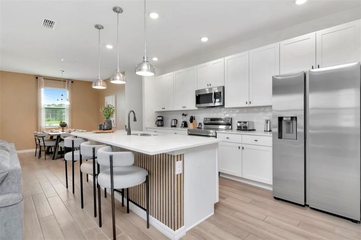 Image No.5-4 Bed Property for sale