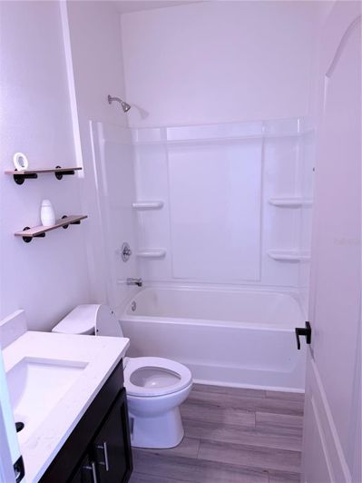 Image No.15-4 Bed Property for sale