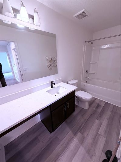 Image No.35-4 Bed House for sale