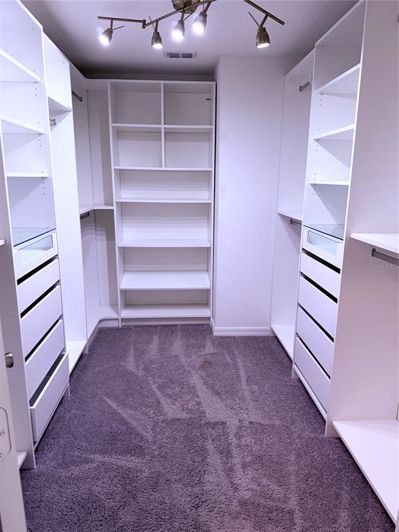 Image No.41-4 Bed Property for sale