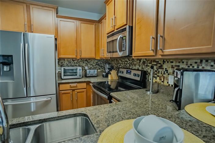 Image No.11-5 Bed House for sale