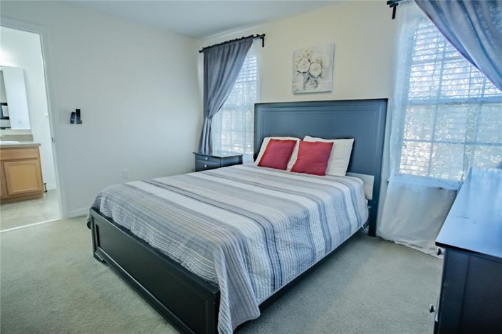 Image No.19-5 Bed Property for sale