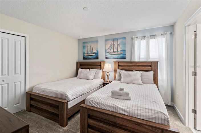 Image No.19-8 Bed House for sale