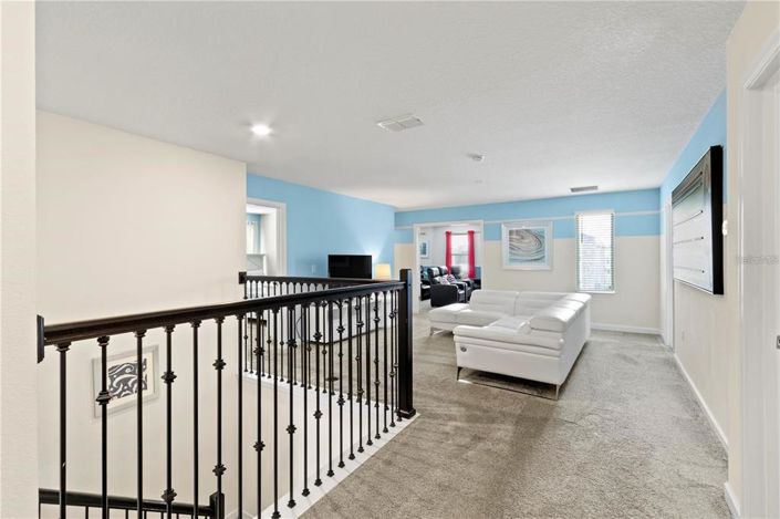 Image No.26-8 Bed House for sale