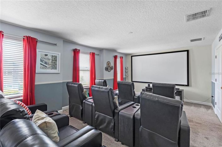 Image No.28-8 Bed House for sale