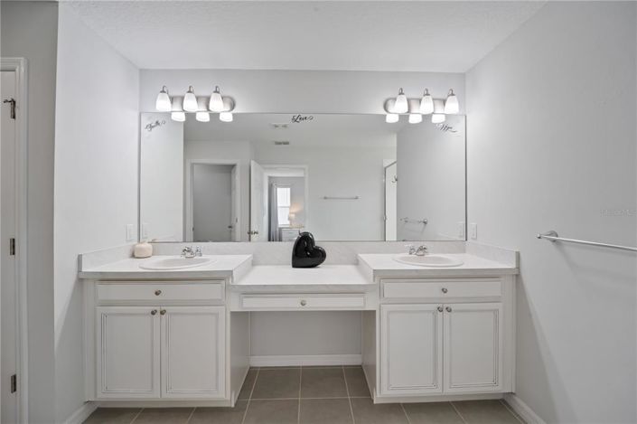 Image No.23-4 Bed House for sale