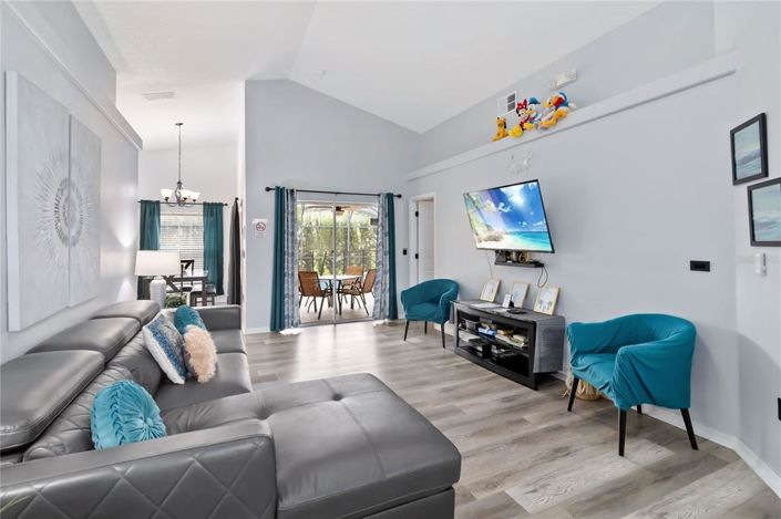 Image No.11-4 Bed House for sale