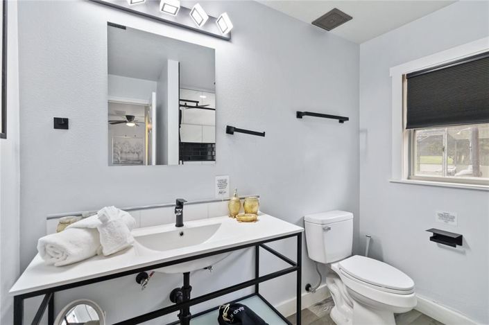 Image No.24-4 Bed House for sale