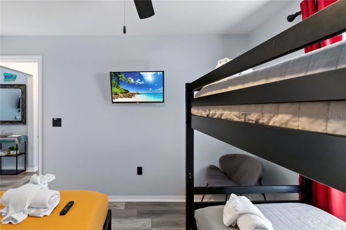 Image No.33-4 Bed House for sale