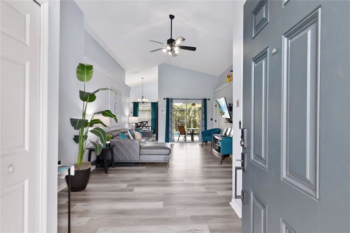 Image No.9-4 Bed House for sale