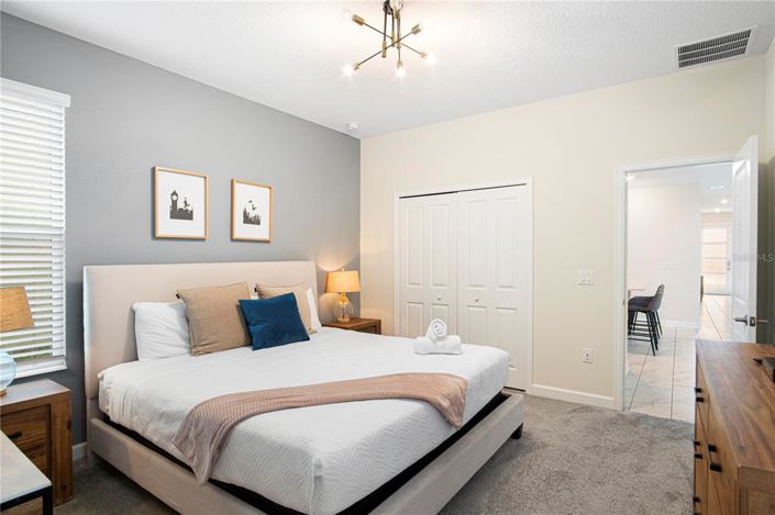 Image No.19-5 Bed House for sale