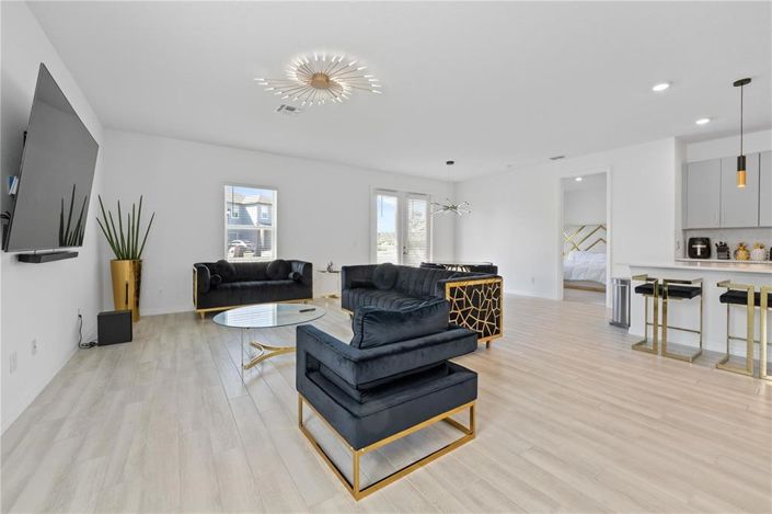 Image No.11-4 Bed House for sale