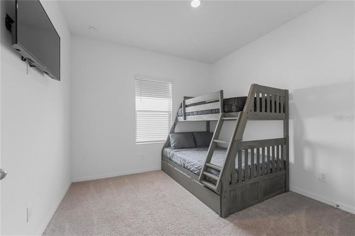 Image No.18-4 Bed House for sale