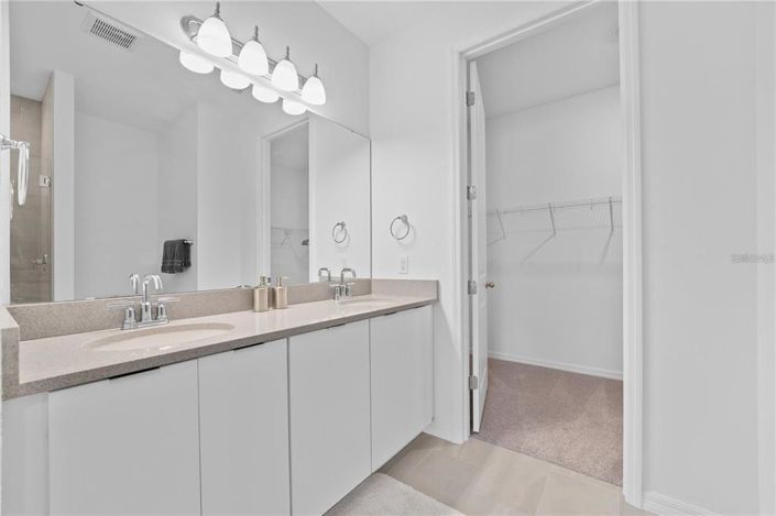 Image No.23-4 Bed House for sale