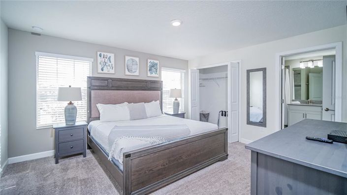 Image No.13-4 Bed Townhouse for sale