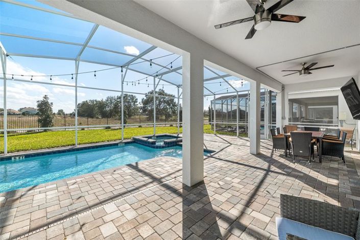 Image No.16-7 Bed House for sale