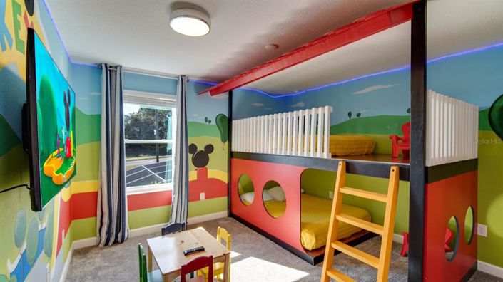 Image No.18-7 Bed House for sale