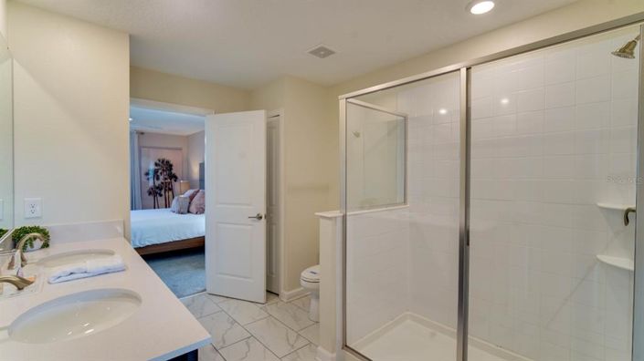 Image No.28-7 Bed House for sale