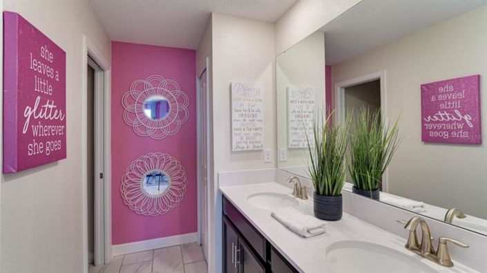 Image No.34-7 Bed Property for sale