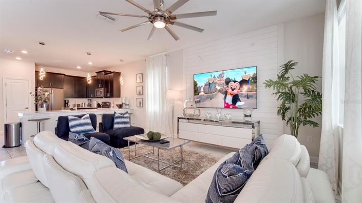 Image No.60-7 Bed Property for sale