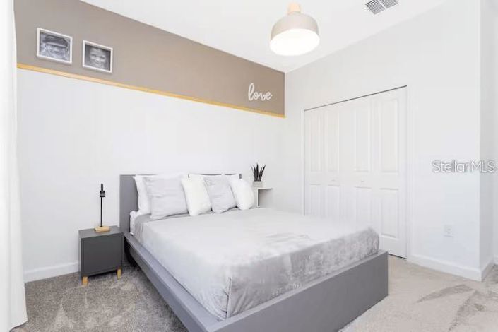 Image No.12-6 Bed House for sale