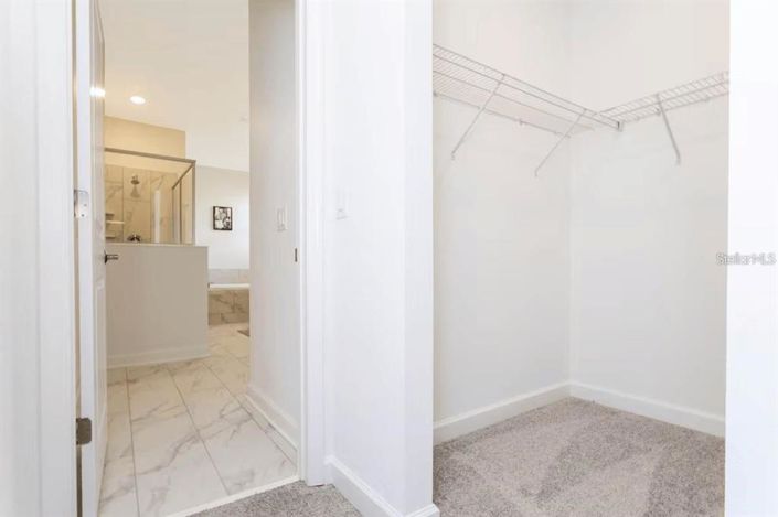 Image No.21-6 Bed House for sale