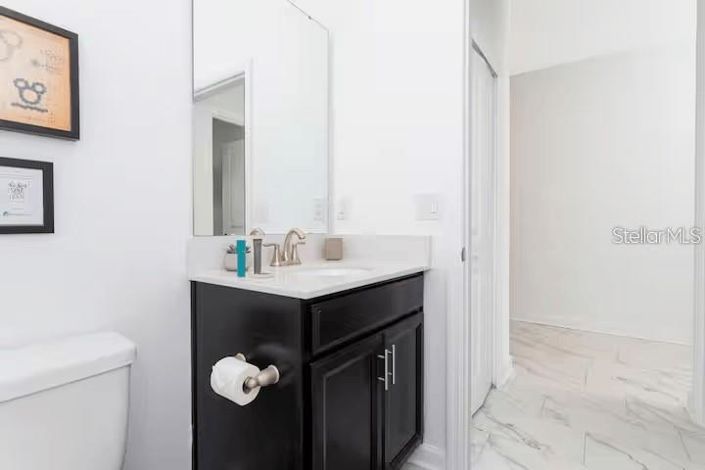 Image No.9-6 Bed House for sale