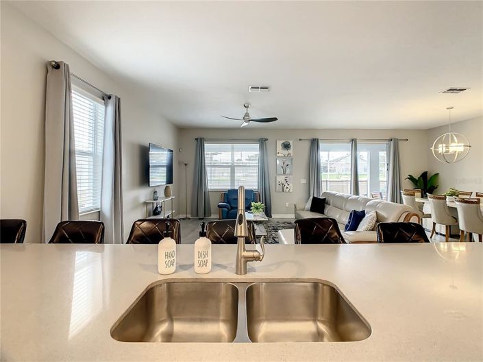 Image No.18-9 Bed House for sale