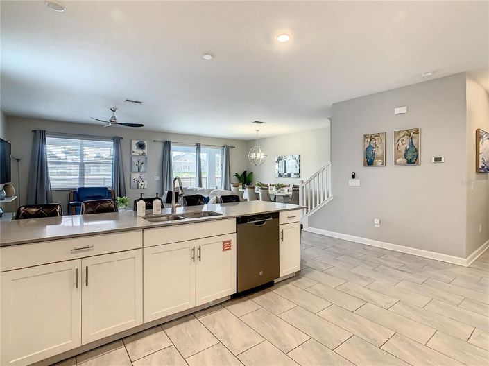 Image No.19-9 Bed House for sale