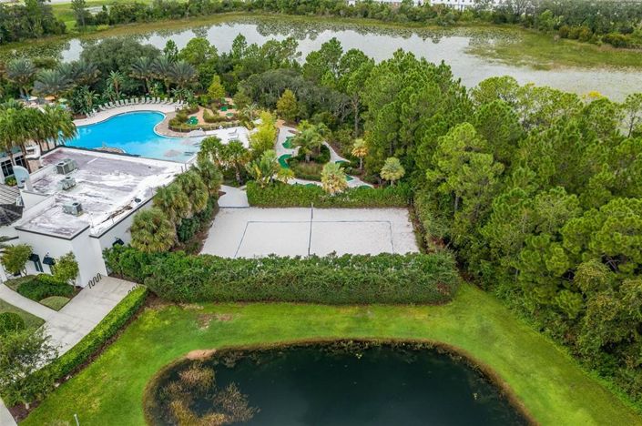 Image No.28-5 Bed Townhouse for sale