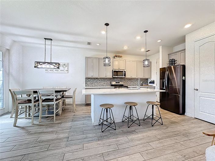 Image No.12-3 Bed Townhouse for sale