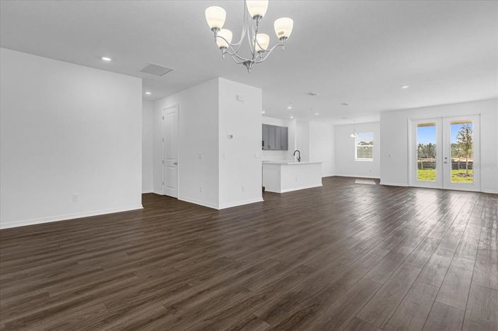 Image No.11-Propriété de 4 chambres à vendre à Davenport