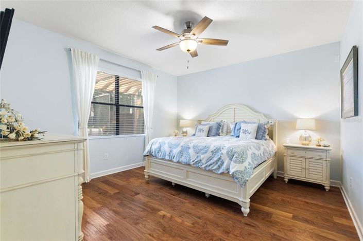 Image No.17-4 Bed House for sale